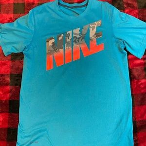 Nike T-Shirt